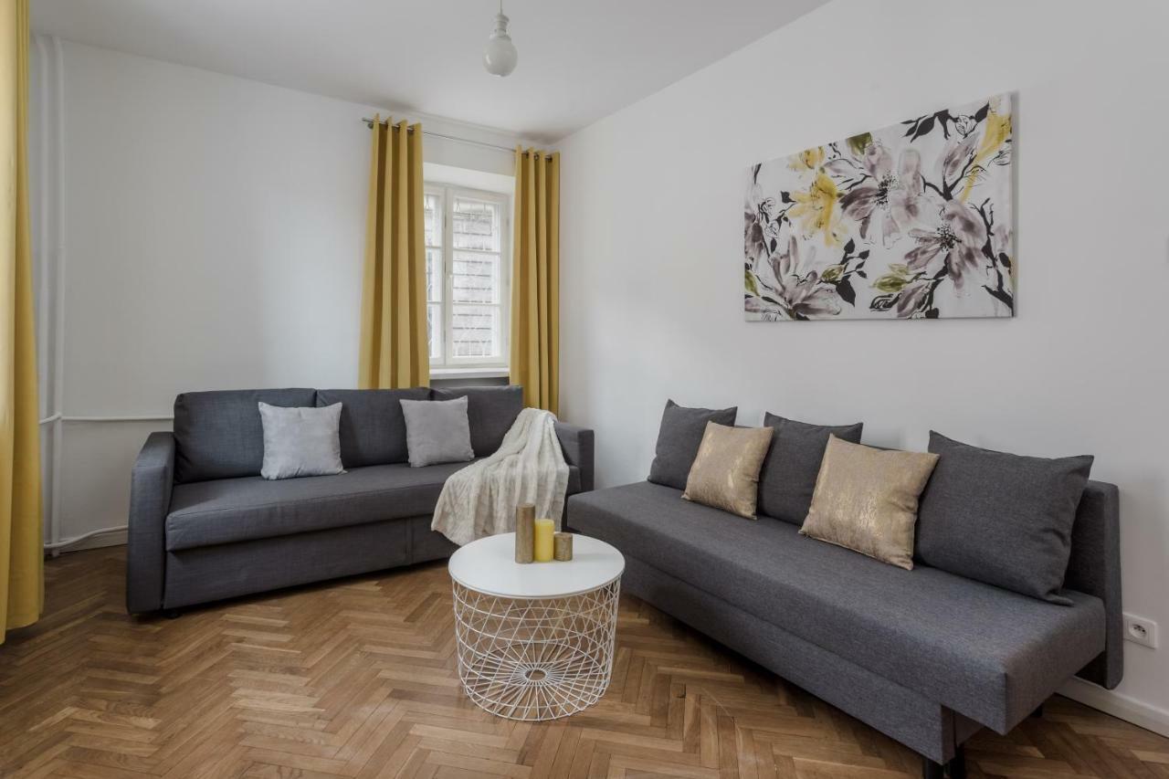 Chill Apartments Brzozowa Old Town Warschau Buitenkant foto
